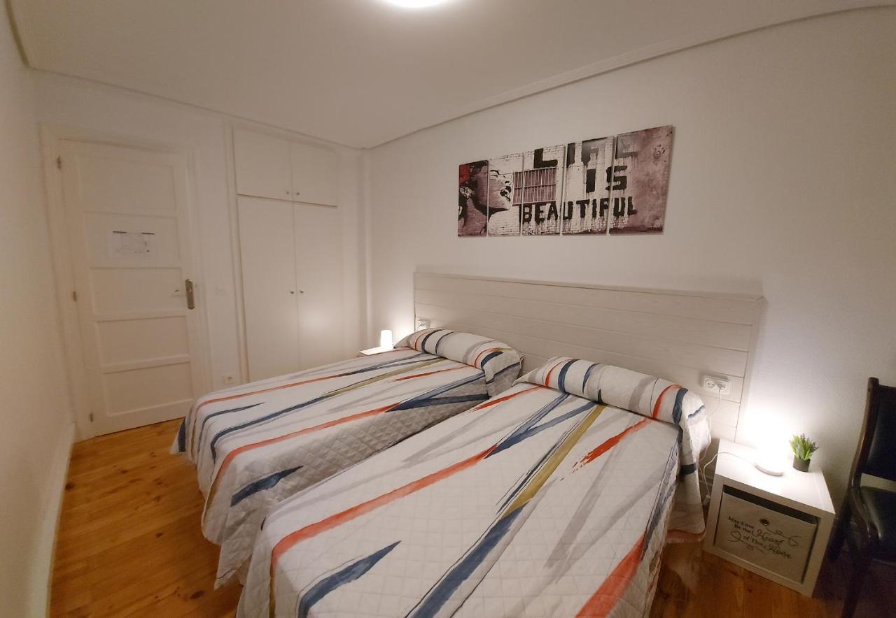 Apartamento Saioa Pamplona Exterior foto